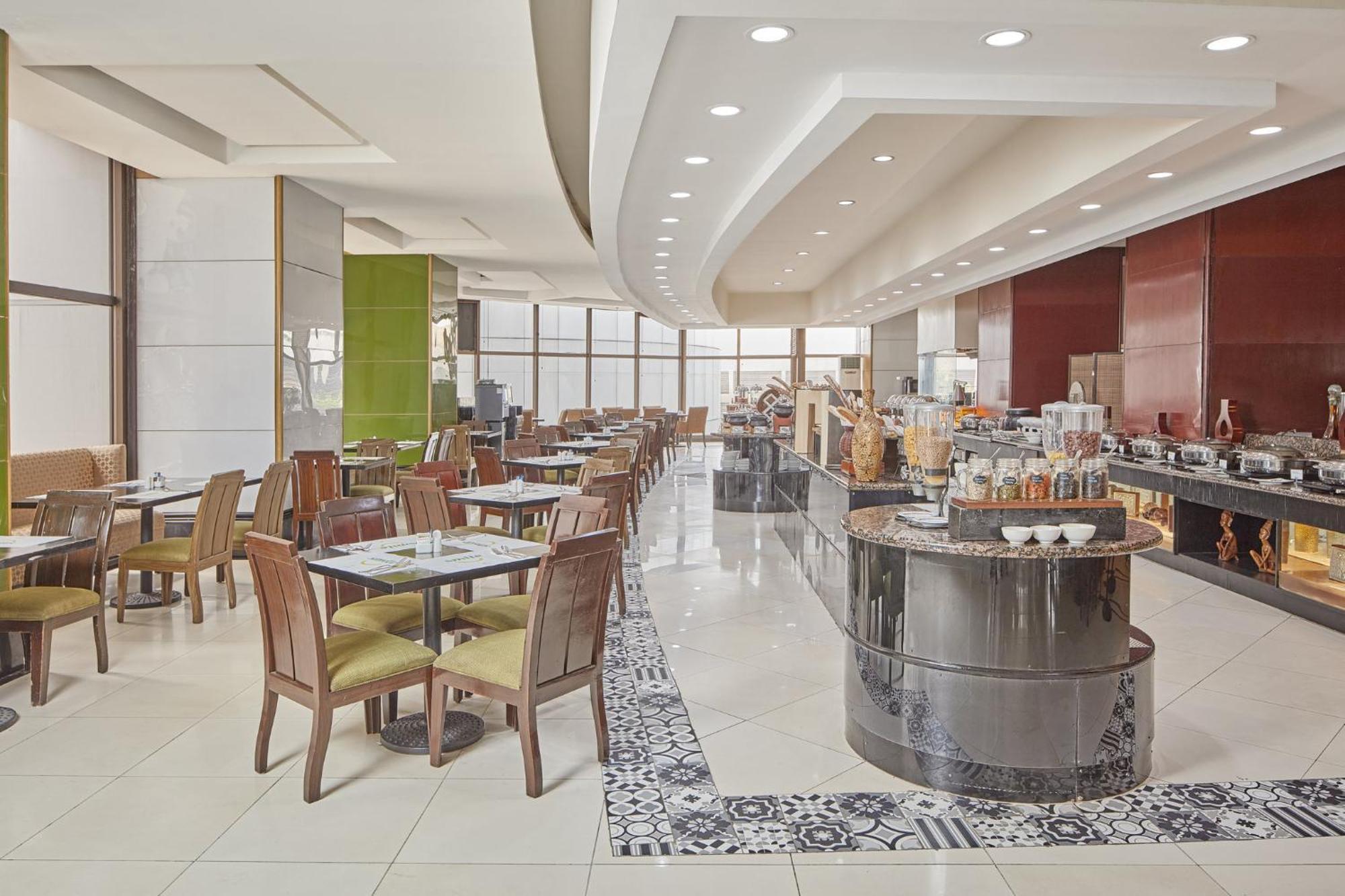 Holiday Inn & Suites Manila Galleria By Ihg Pasig City Kültér fotó