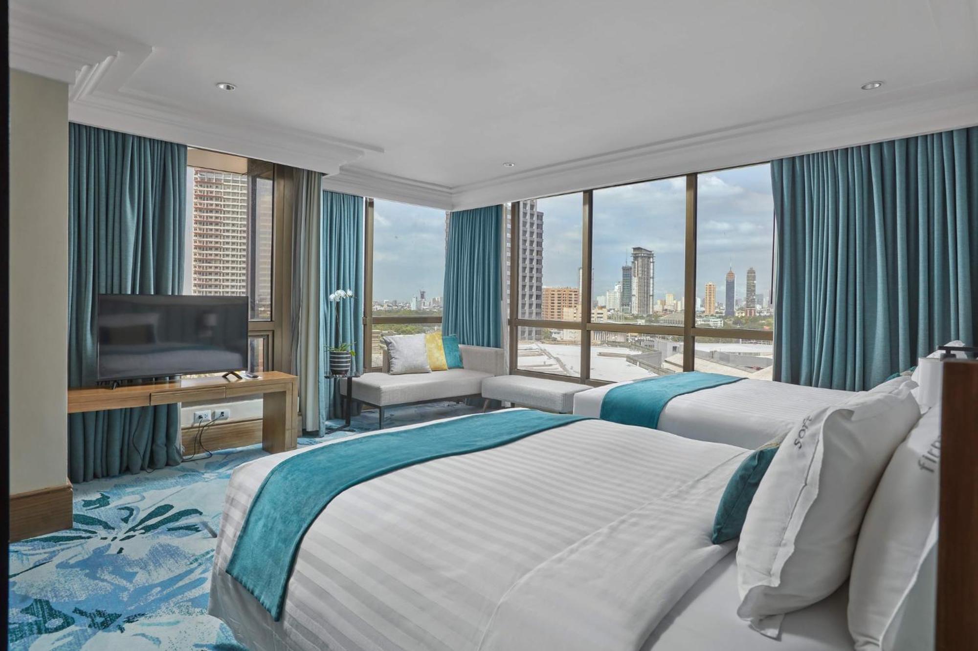 Holiday Inn & Suites Manila Galleria By Ihg Pasig City Kültér fotó