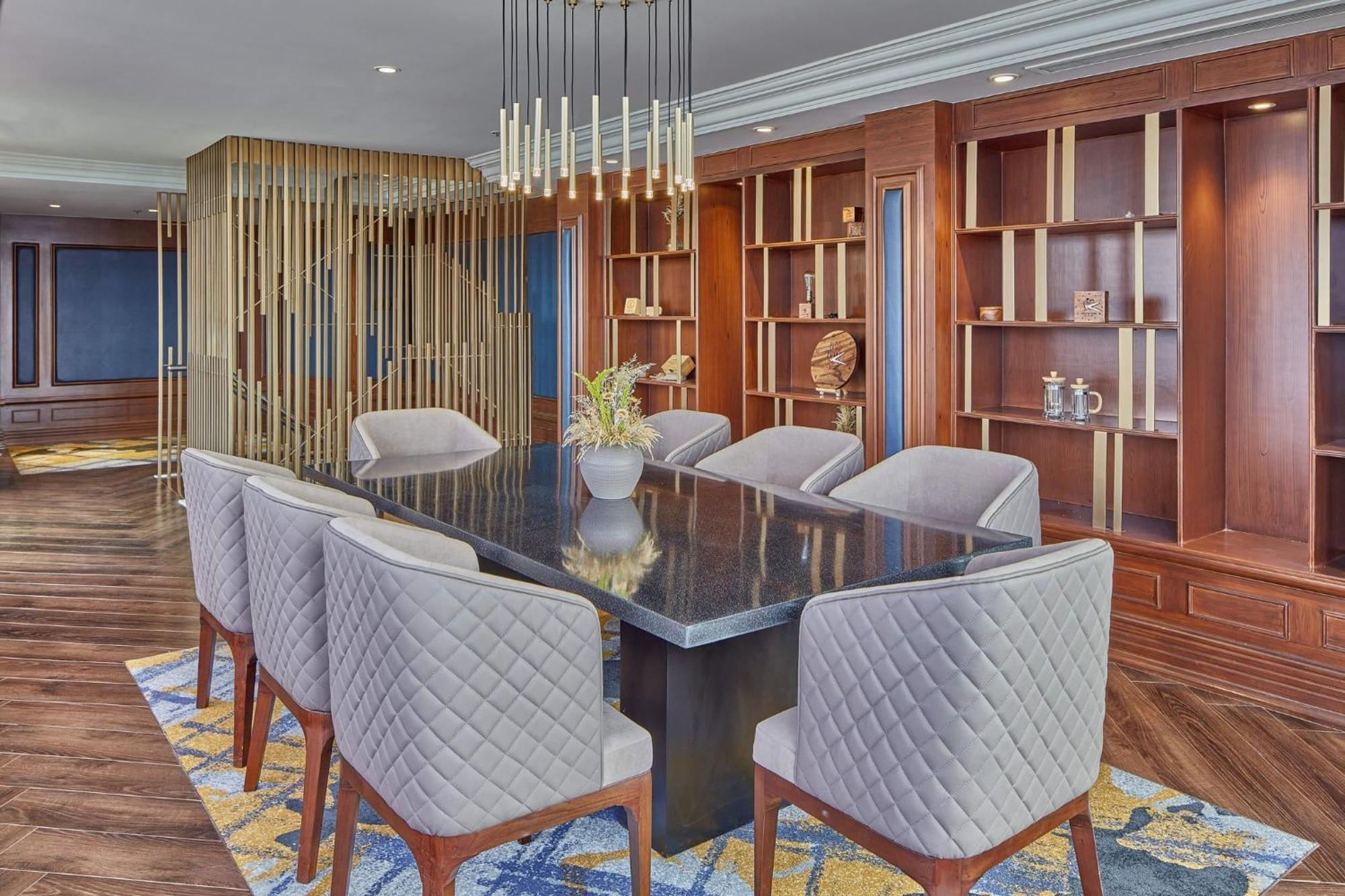 Holiday Inn & Suites Manila Galleria By Ihg Pasig City Kültér fotó